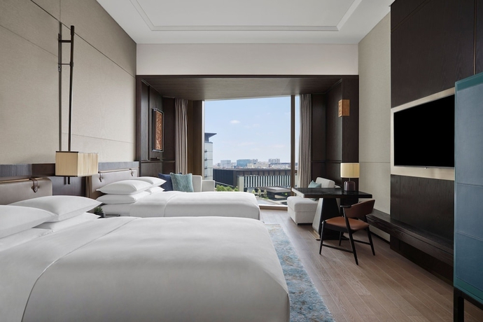 Imagen de la habitación del Hotel Guangzhou Marriott Baiyun. Foto 7