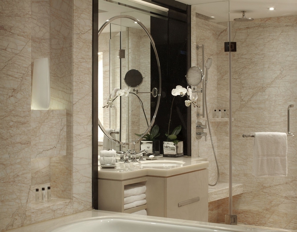 Imagen de la habitación del Hotel Guangzhou Marriott Tianhe. Foto 7