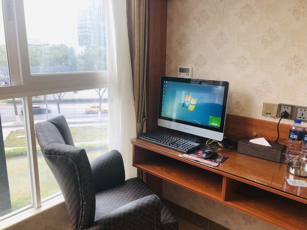 Imagen de la habitación del Hotel Guangzhou Mei Ling. Foto 18