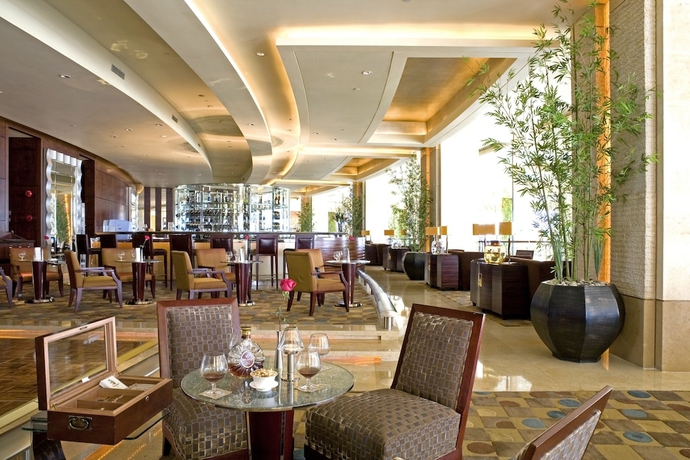 Imagen del bar/restaurante del Hotel Guangzhou Nansha Grand. Foto 6