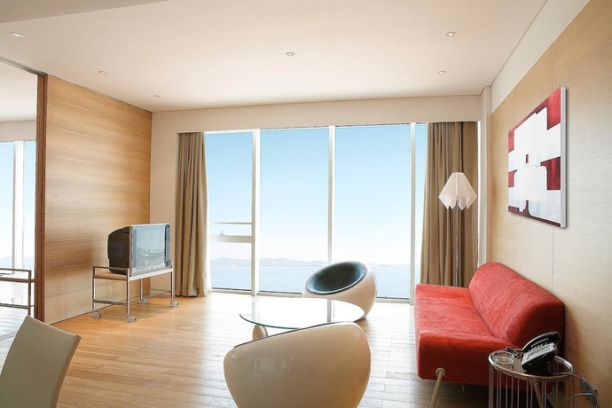 Imagen de la habitación del Hotel Guangzhou Nansha Pearl River Delta World Trade Center Tower. Foto 5