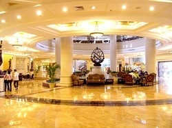 Imagen de los interiores del Hotel Guangzhou Regal Riviera. Foto 6