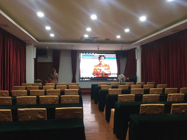 Imagen de los interiores del Hotel Guangzhou Rongting Business. Foto 16