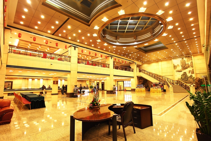 Imagen de los interiores del Hotel Guangzhou Sanyu. Foto 14