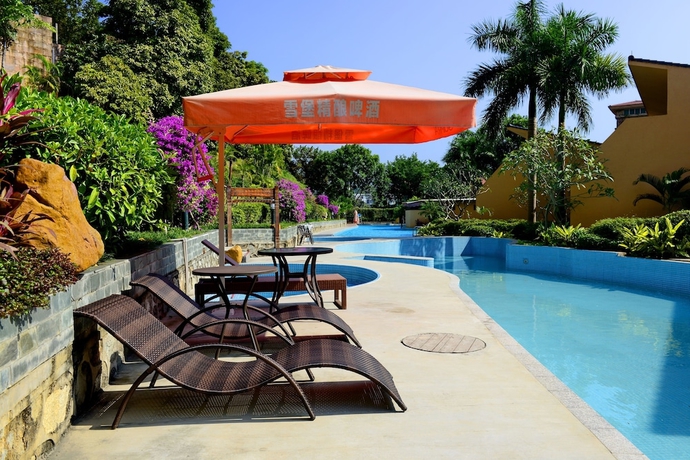Imagen de la piscina del Hotel Guangzhou Valley View Hotspring Resort. Foto 14