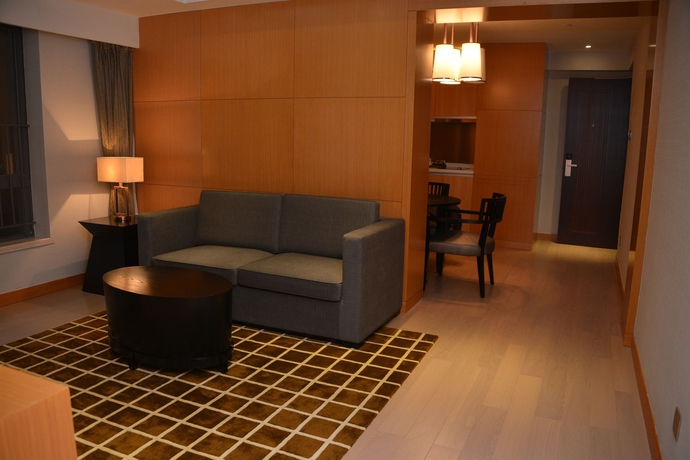 Imagen de los interiores del Hotel Guangzhou Yihe Glory. Foto 14