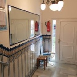Imagen de los interiores del Hotel Guaquin Apartments. Foto 4