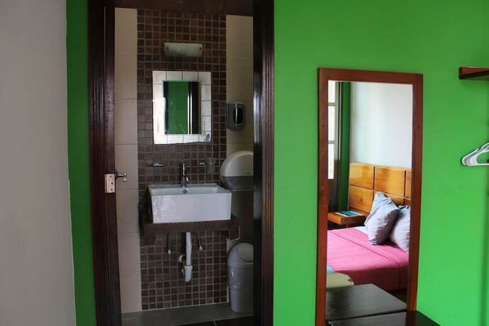 Imagen de la habitación del Hotel Guaranducha Inn. Foto 13