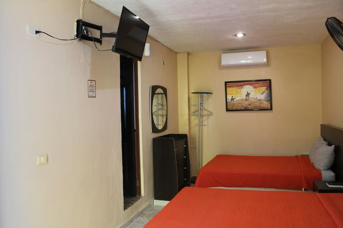 Imagen general del Hotel Guaranducha Inn. Foto 12