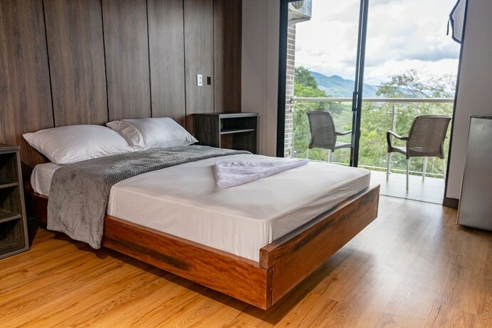 Imagen de la habitación del Hotel Guayupes de Aventura. Foto 16