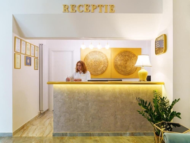 Imagen de los interiores del Hotel Guci. Foto 18