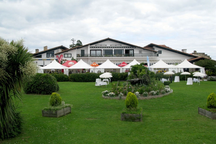 Imagen de la habitación del Hotel Gudamendi. Foto 8