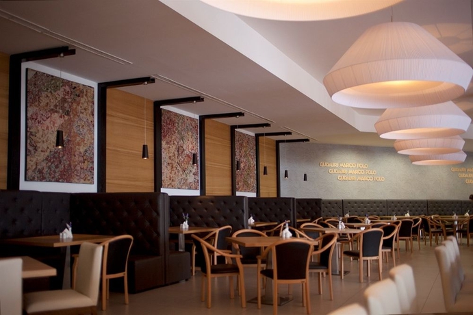 Imagen del bar/restaurante del Hotel Gudauri Marco Polo. Foto 5