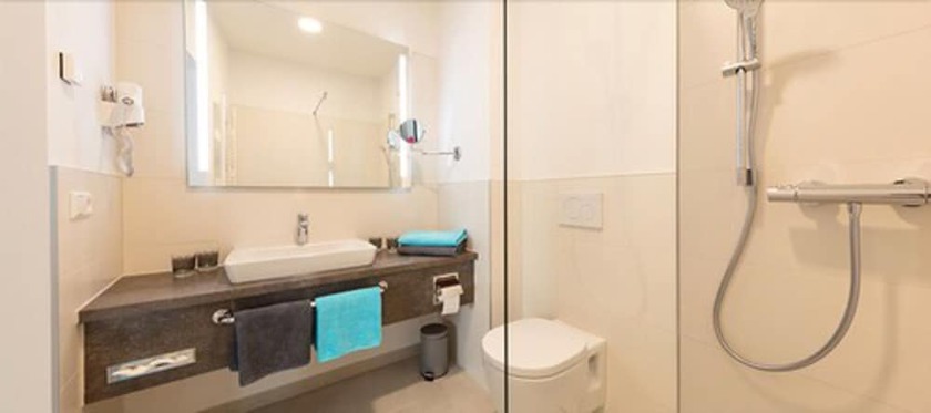 Imagen de la habitación del Hotel Gudrun. Foto 6