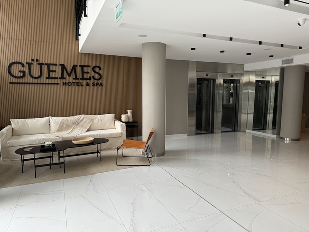 Imagen de los interiores del Hotel Guemes. Foto 13