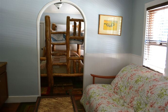 Imagen de la habitación del Hotel Guerneville Lodge. Foto 17