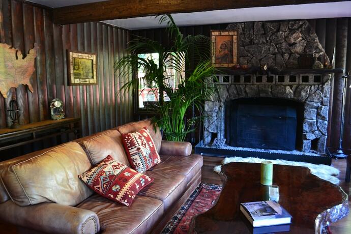 Imagen general del Hotel Guerneville Lodge. Foto 13