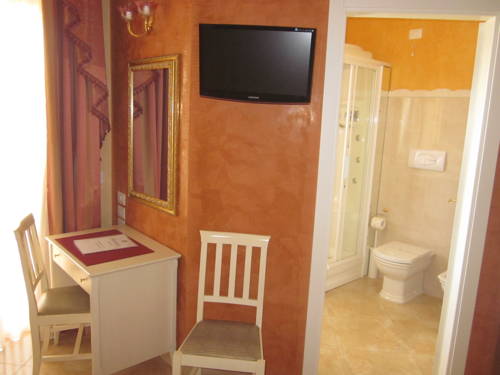 Imagen de la habitación del Hotel Guerra, Francavilla al Mare. Foto 3