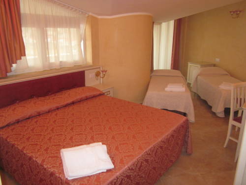 Imagen de la habitación del Hotel Guerra, Francavilla al Mare. Foto 9