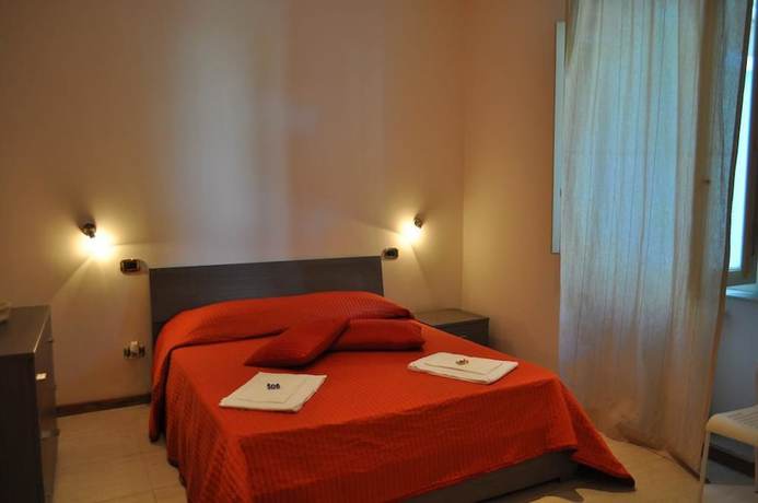 Imagen de la habitación del Hotel Guerrini, Castiglioncello. Foto 8