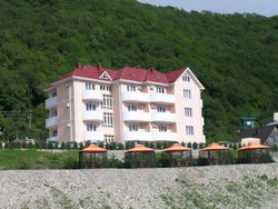 Imagen general del Hotel Guest House Admiral. Foto 2