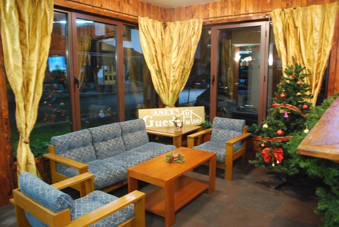 Imagen de los interiores del Hotel Guest House Anex. Foto 13