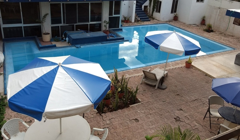 Imagen de la piscina del Hotel Guest House Campestre. Foto 16
