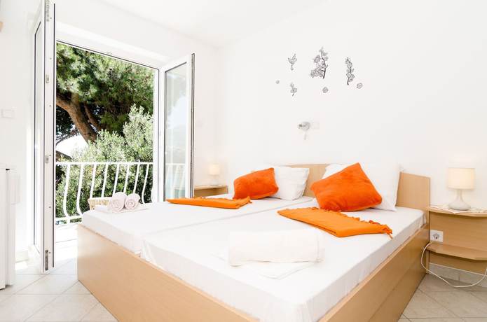 Imagen de la habitación del Hotel Guest House Daniela. Foto 18