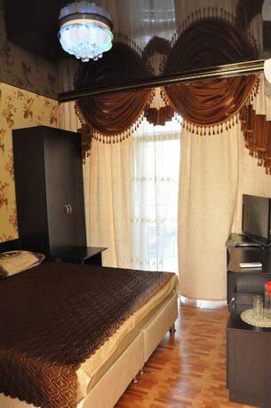 Imagen general del Hotel Guest House Elmira. Foto 8