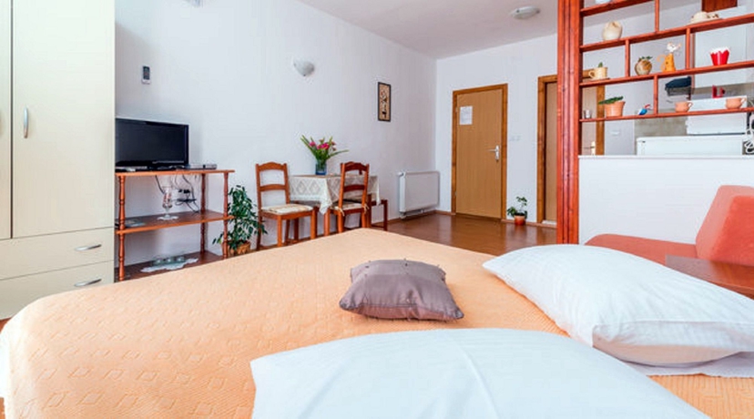 Imagen de la habitación del Hotel Guest House Fontana. Foto 11