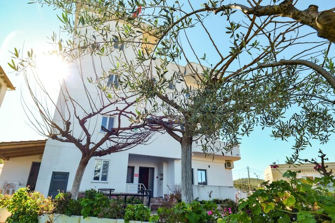 Imagen general del Hotel Guest House Gerard. Foto 11