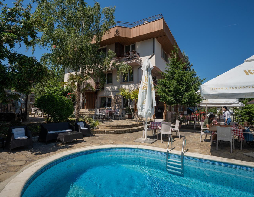 Imagen general del Hotel Guest House La Casa. Foto 1