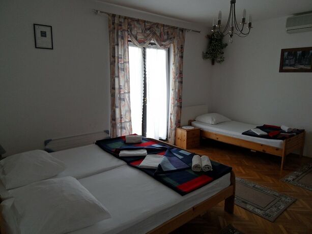 Imagen de la habitación del Hotel Guest House Lidus. Foto 11