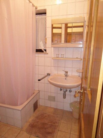 Imagen general del Hotel Guest House Lidus. Foto 4