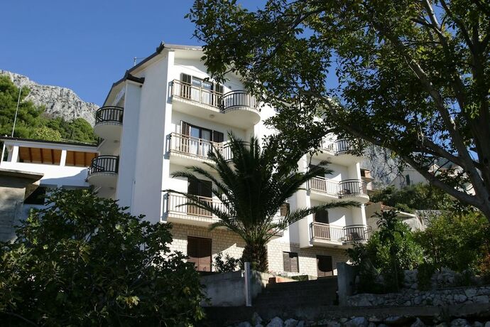 Imagen general del Hotel Guest House Lidus. Foto 6