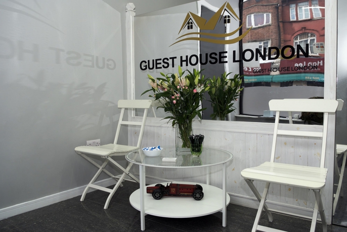 Imagen de los interiores del Hotel Guest House London. Foto 8