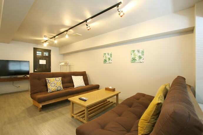 Imagen general del Hotel Guest House Osaka Tsukamoto. Foto 6