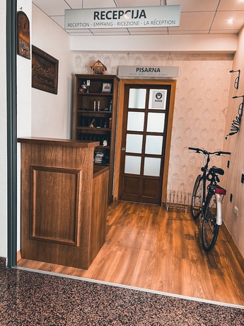 Imagen de los interiores del Hotel Guest House Pri Cesarju. Foto 16