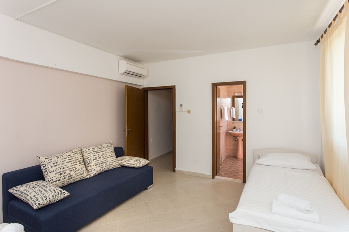 Imagen de la habitación del Hotel Guest House Rosa Bianca. Foto 6