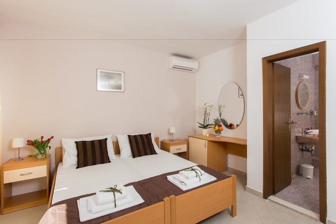 Imagen de la habitación del Hotel Guest House Rosa Bianca. Foto 14