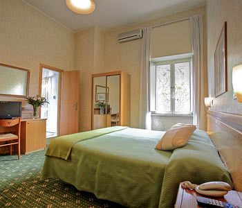 Imagen de la habitación del Hotel Guest House Sallustiano. Foto 6