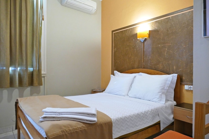 Imagen de la habitación del Hotel Guest House São Filipe. Foto 12