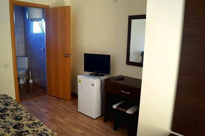 Imagen general del Hotel Guest House Semeyniy. Foto 7