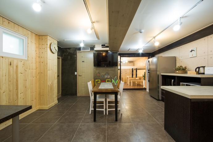 Imagen de los interiores del Hotel Guest House The Hill. Foto 15