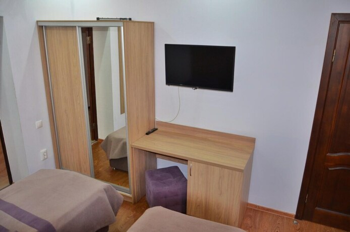 Imagen general del Hotel Guest House VERSAL. Foto 16