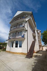 Imagen general del Hotel Guest House Yuzhniy. Foto 2