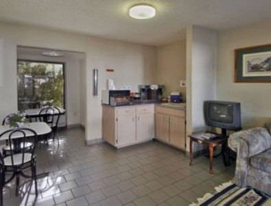 Imagen de la habitación del Hotel Guest Inn, Lake City. Foto 2