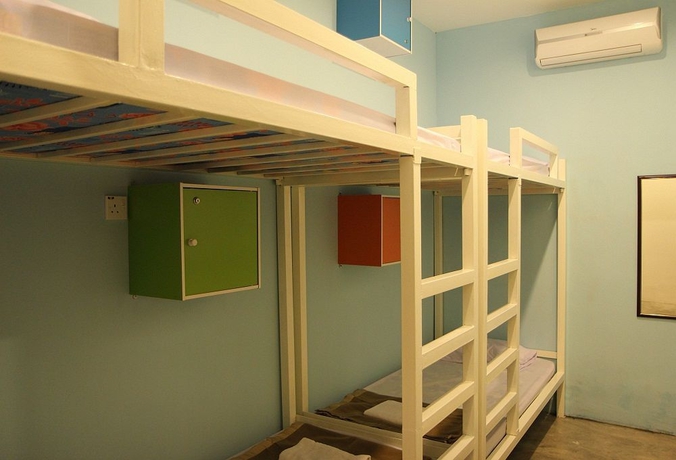 Imagen de la habitación del Hotel Guest Inn Muntri. Foto 7