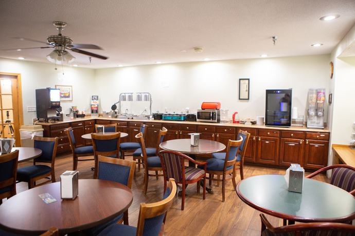 Imagen del bar/restaurante del Hotel Guest Inn Pigeon Forge. Foto 3
