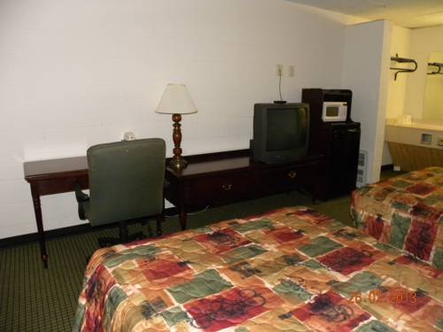 Imagen de la habitación del Hotel Guest Inn, Rogers. Foto 5